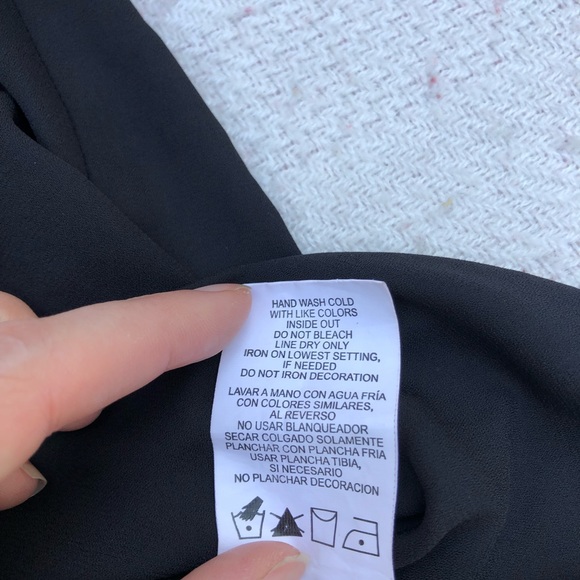 Black sheer XOXO top - Picture 4 of 6